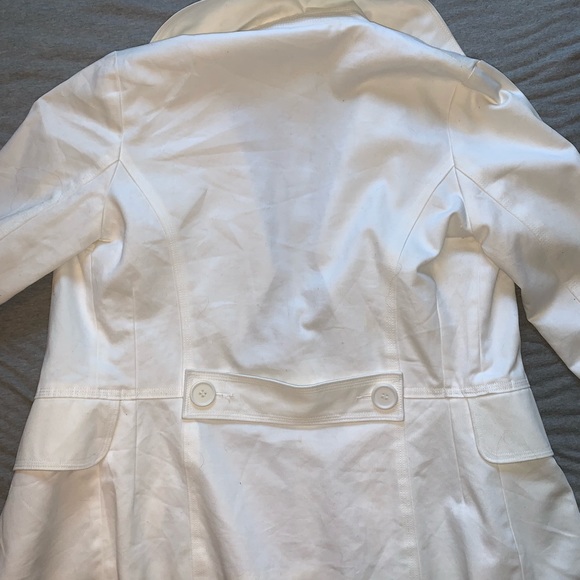 Jacket - Picture 3 of 4